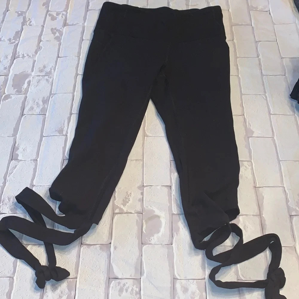 GAP Fit black leggings size small petite